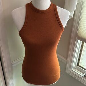 Lululemon tank size 6
